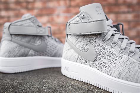 air force 1 Flyknit grey